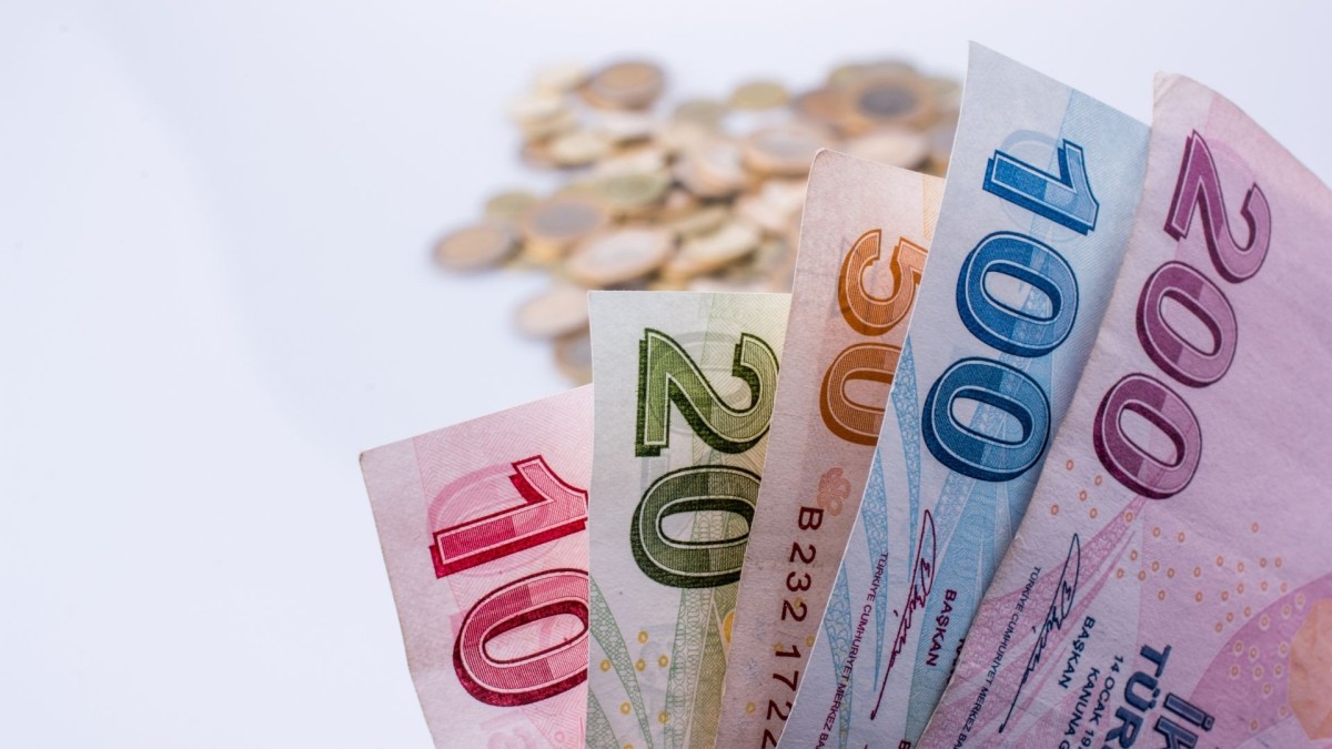 2026 yılı için asgari ücret 28 bin 75 TL olarak belirlendi: Artış oranı yüzde 27 oldu