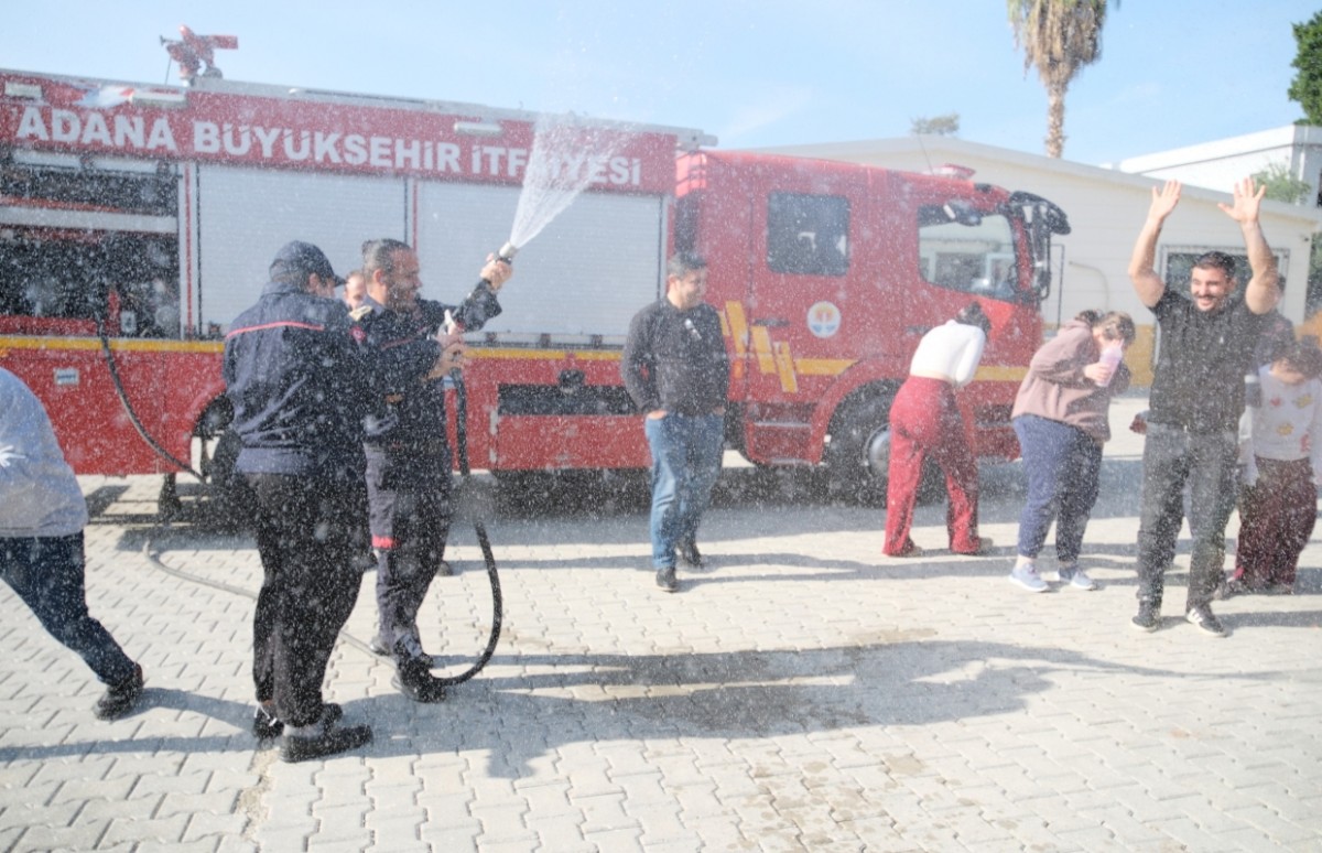 Adana Büyükşehir İtfaiyesi’nden Özel Bir Hayal Gerçeğe Dönüştü