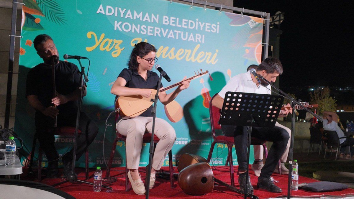 Adıyaman Belediyesi’nden yaz konseri etkinliği  - Videolu Haber