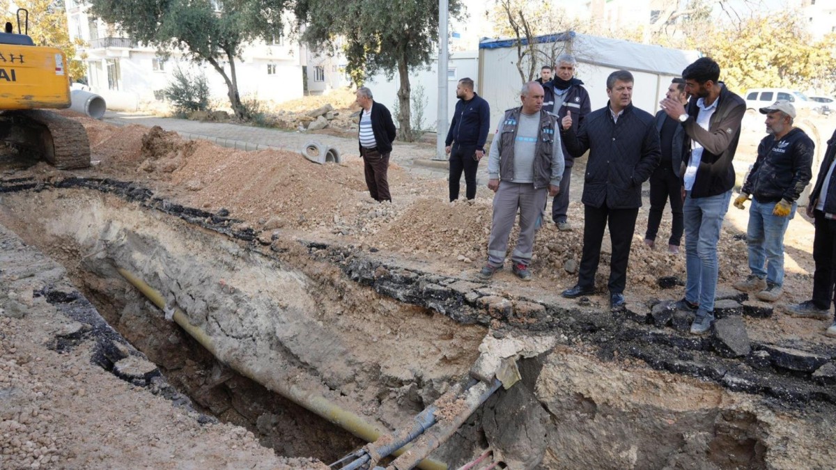 Adıyaman’da Arzum Kent Caddesi’nin altyapısı baştan sona yenileniyor  - Videolu Haber