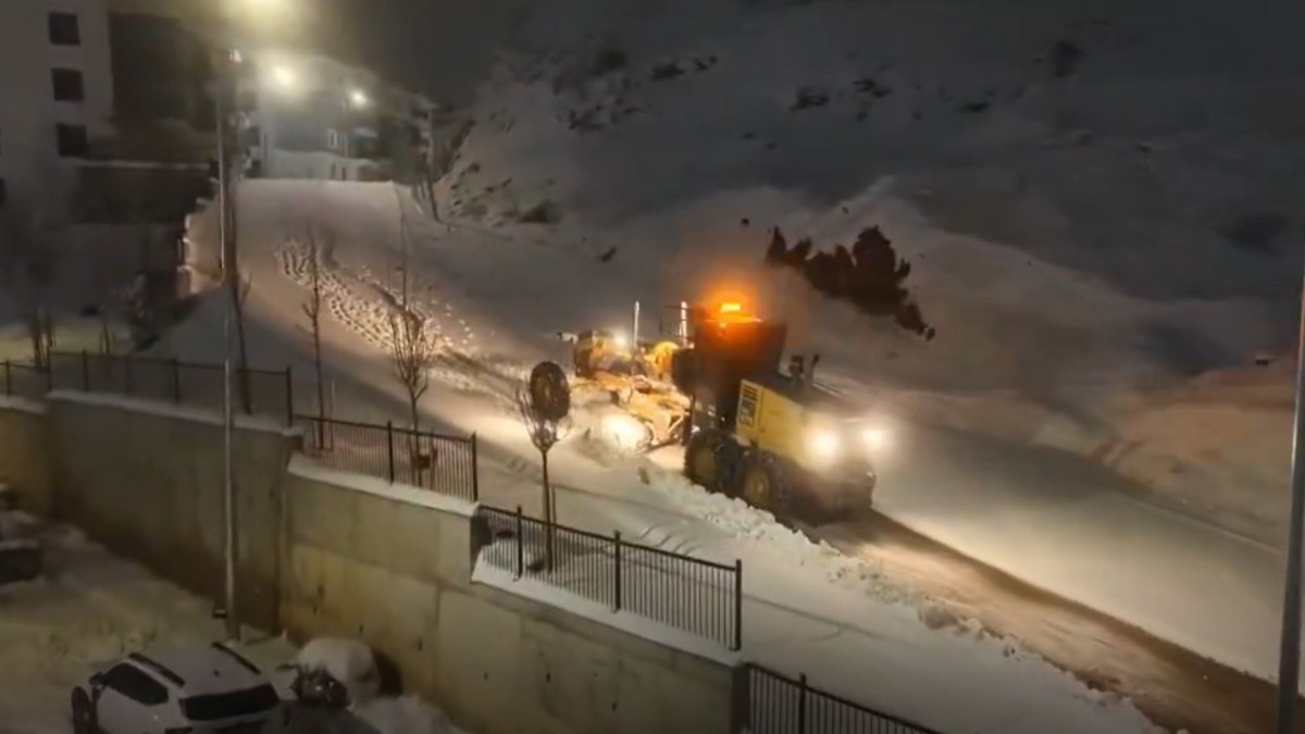 Adıyaman’da, İl Özel İdaresi ekipleri kırsal kesimlerde çalışmalarına devam ediyor  - Videolu Haber