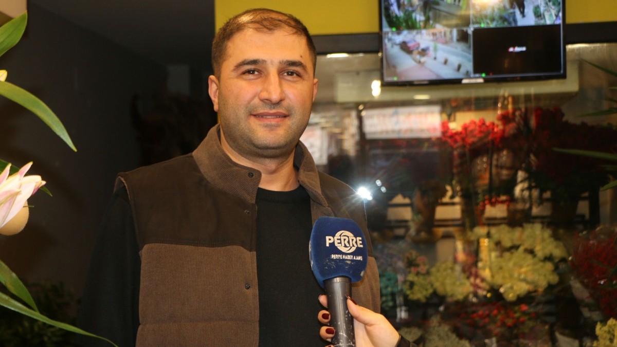 Adıyaman’da yeni yıla doğru çiçek satışlarında artış yaşandı  - Videolu Haber