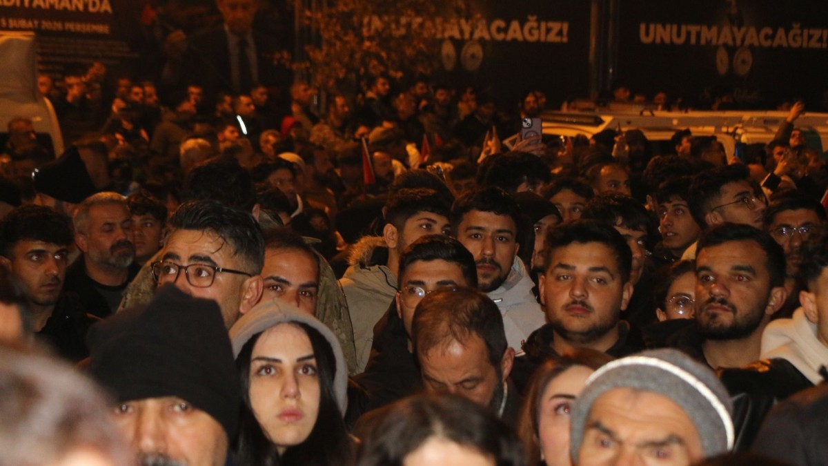 Adıyamanlı depremzedeler, depremin üçüncü yılında konuştu: ‘Bir şehir yıkıldı, acımız geçmedi’  - Videolu Haber