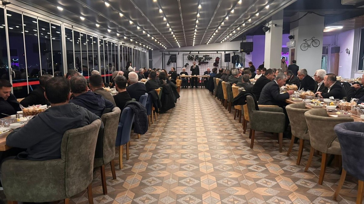 AK Parti Adıyaman İl Başkanlığı gazetecilerle yemekte bir araya geldi  - Videolu Haber