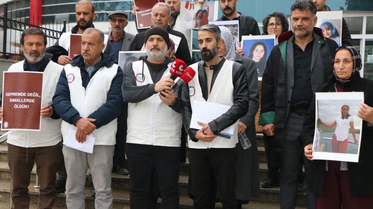 Akabe Sitesi Davası’nın ikinci duruşması görüldü: Sanıkların tutuklanma talepleri reddedildi  - Videolu Haber