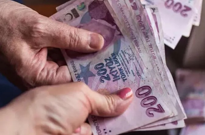 Bakanlık, Aralık Aylıklarını Yatırmaya Başladı