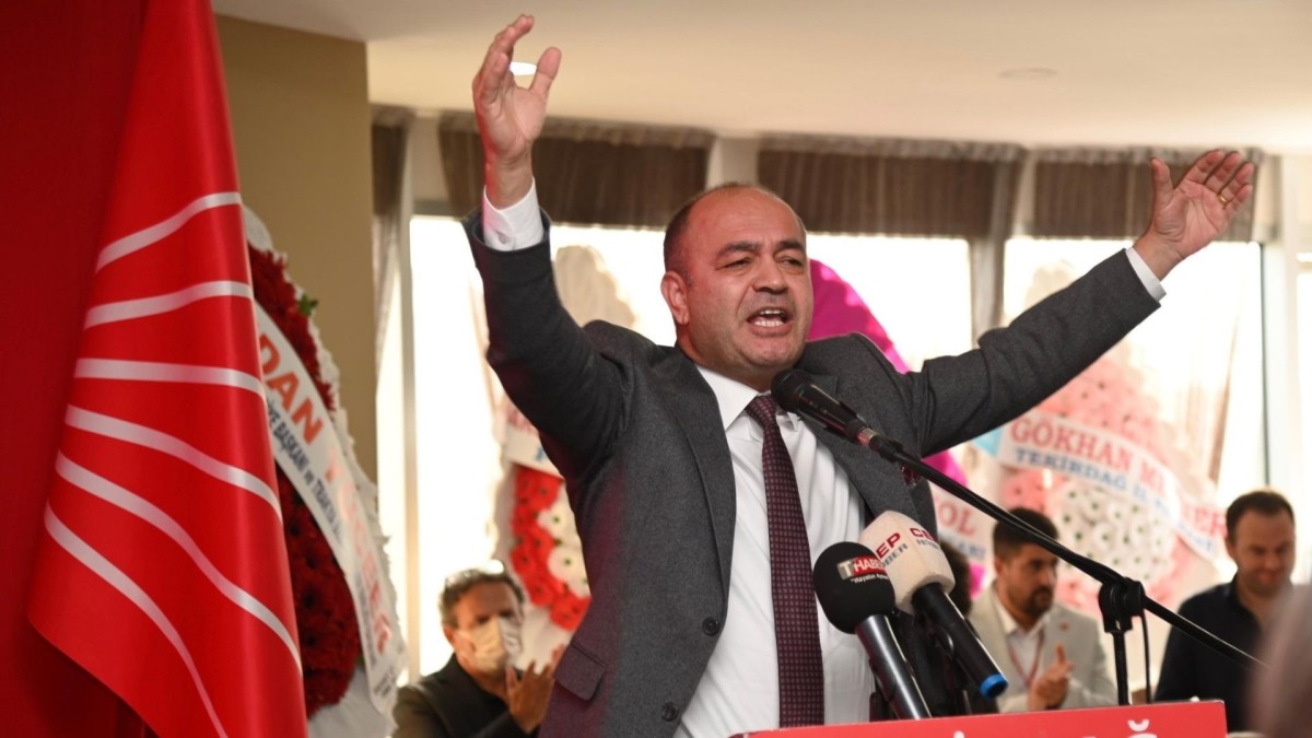 CHP'li Özgür Karabat: ‘Borçla şişirilen ekonomi, 70 milyar dolarlık faizle fakirleştiriyor’