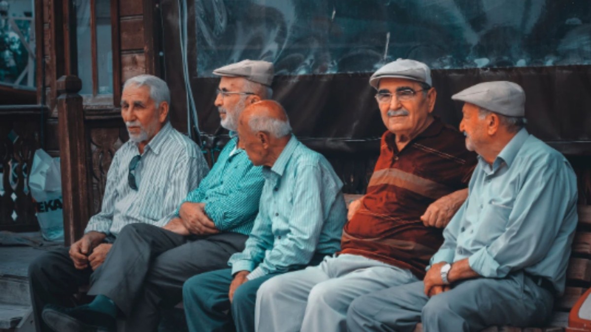Emeklilik yaşı yükseliyor: 2024 sonrası işe başlayanlar daha geç emekli olacak