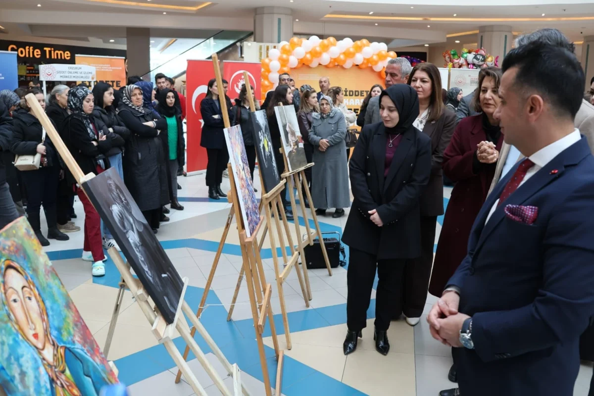 Erzurum’da kadınların ilham veren hikâyeleri sergilendi