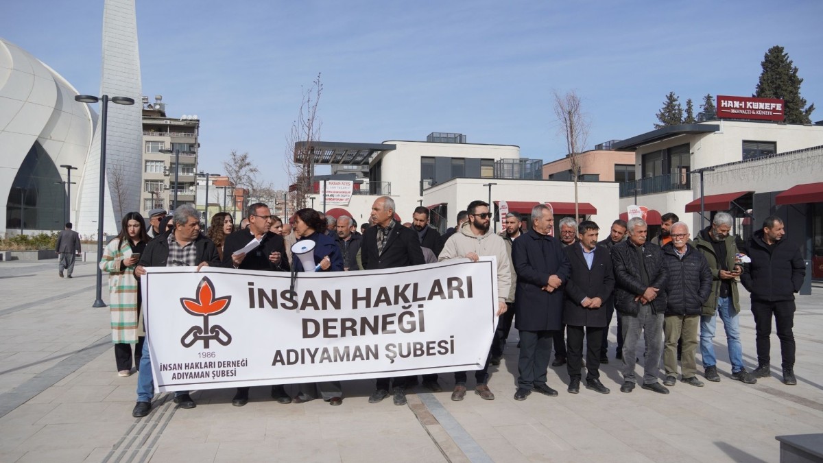 İHD Adıyaman’dan Rojava ve Suriye’deki hak ihlallerine tepki: ‘Sessizlik suça ortaklıktır’  - Videolu Haber