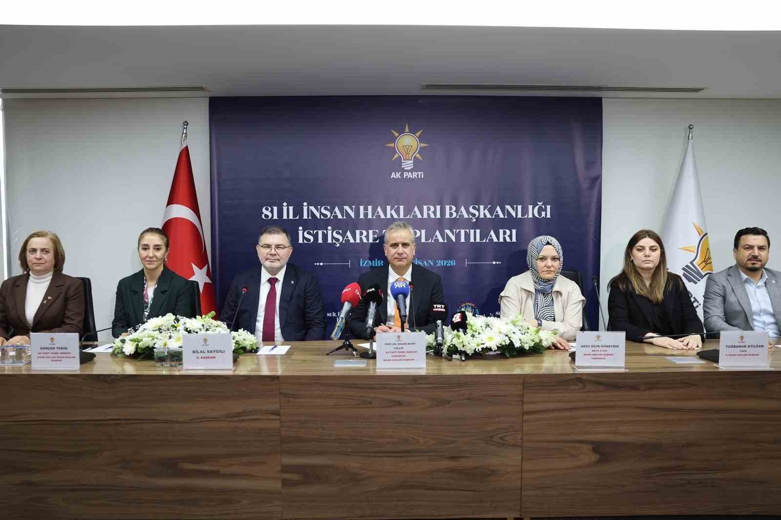 İzmir’de ‘81 İl İnsan Hakları Başkanlığı İstişare Toplantısı’ gerçekleştirildi