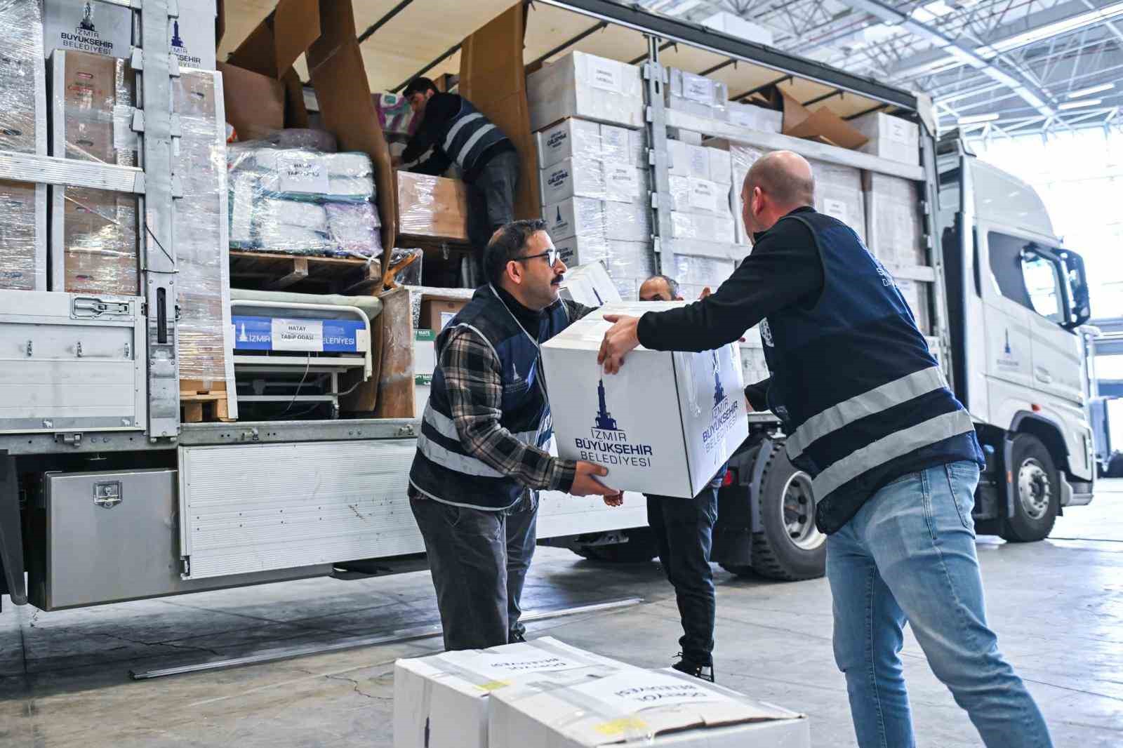 İzmir’den Hatay’a dayanışma köprüsü