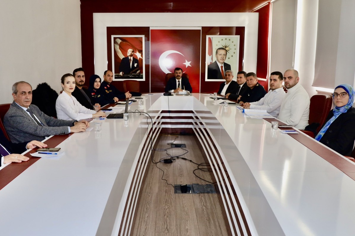 Kahta’da kadına yönelik şiddetle mücadele toplantısı gerçekleştirildi
