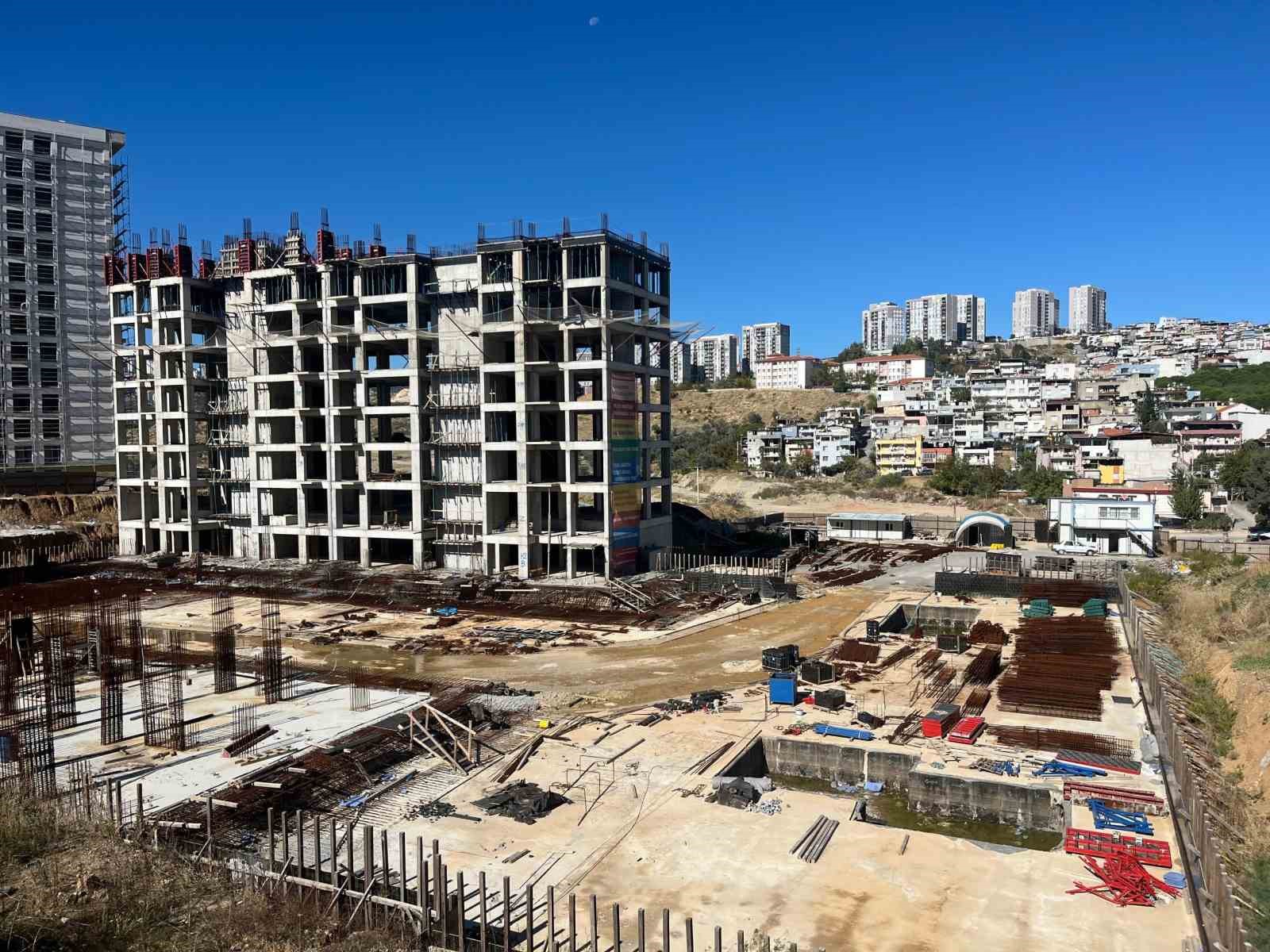 Kooperatif mağdurları: "Anası ağlayan bir ’model’ değildir, umudunu ve geleceğini bu projelere bağlayan binlerce kooperatif üyesidir"