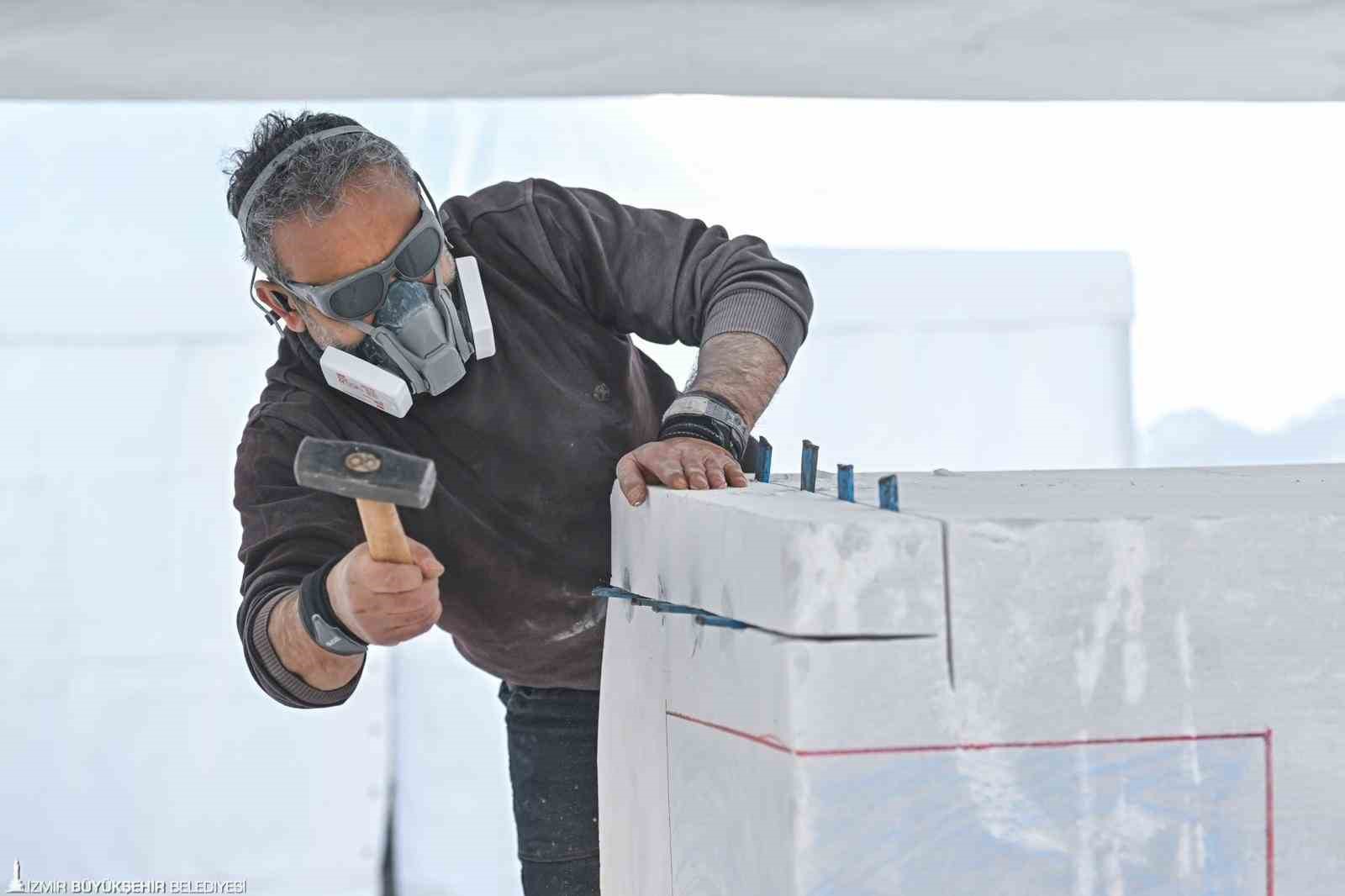 Marble İzmir’de mermer sanata dönüşüyor