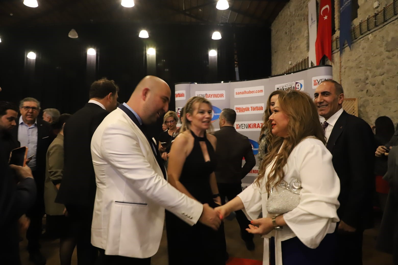 Prof. Dr. Aysun Bay’a Sağlık Turizminin Küresel Vizyon ödülü