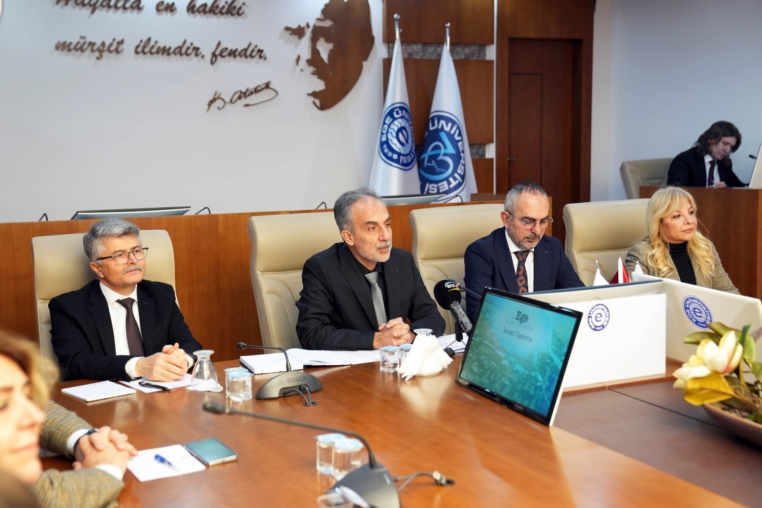 Rektör Prof. Dr. Alcı: "Üniversitemizin hedefleri için el ele gönül gönüle yekvücut olacağız"