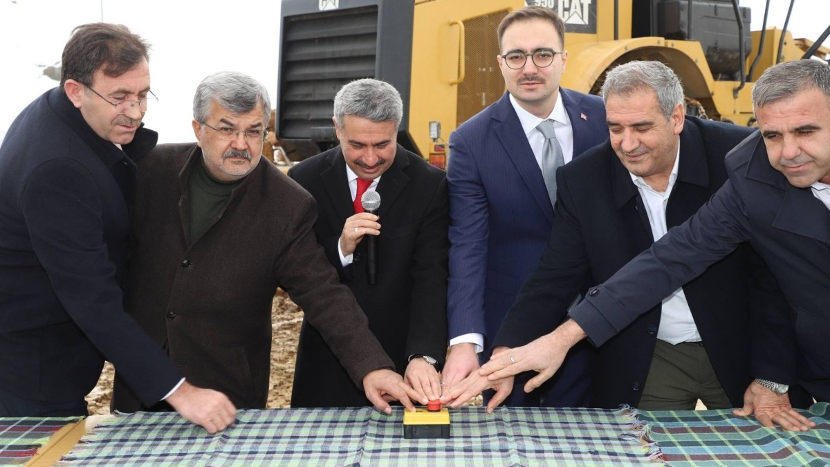 Sincik’te TOKİ Konutları Camii’nin temeli atıldı
