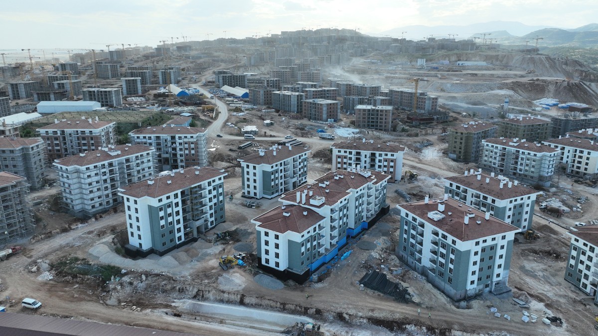 Son kura töreniyle Adıyaman’da 43 bin 366 konutun anahtar teslimi yapıldı