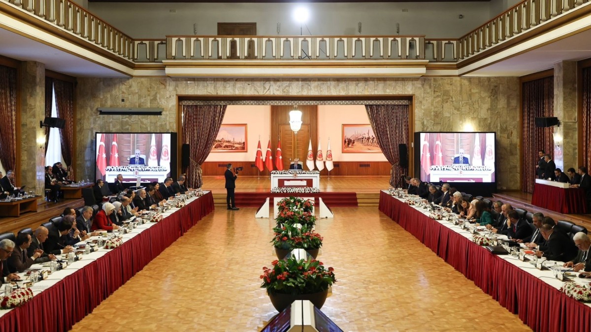 Süreç Komisyonunda İmralı Tutanak Özeti Okundu