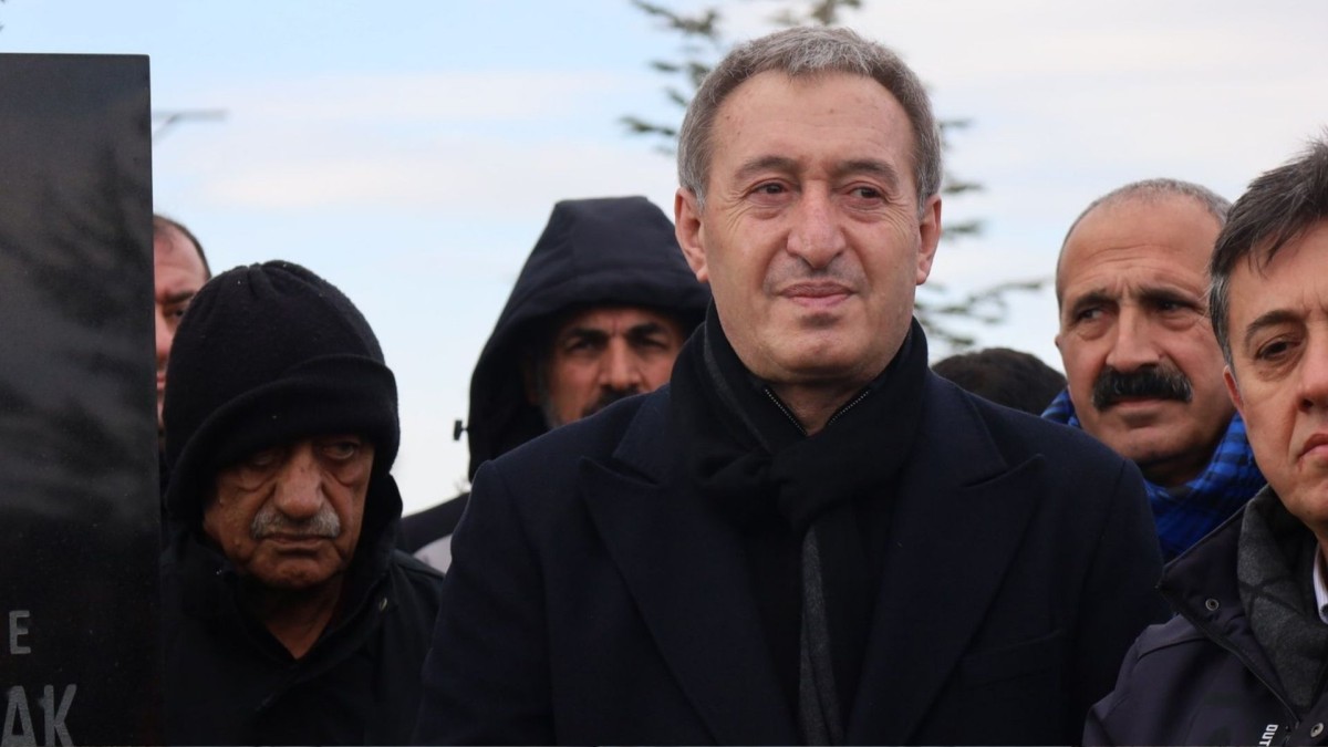 Tuncer Bakırhan’dan Demirtaş’a verilen cezaya tepki: ‘Bu kararı tanımıyoruz’