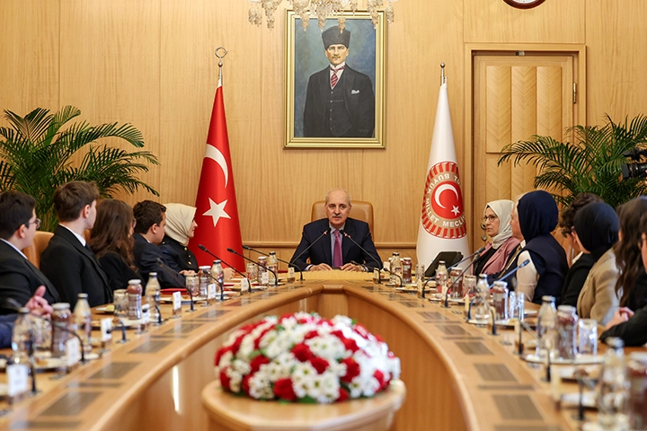 Ulusal Çocuk Forumu Temsilcileri TBMM’de Buluştu