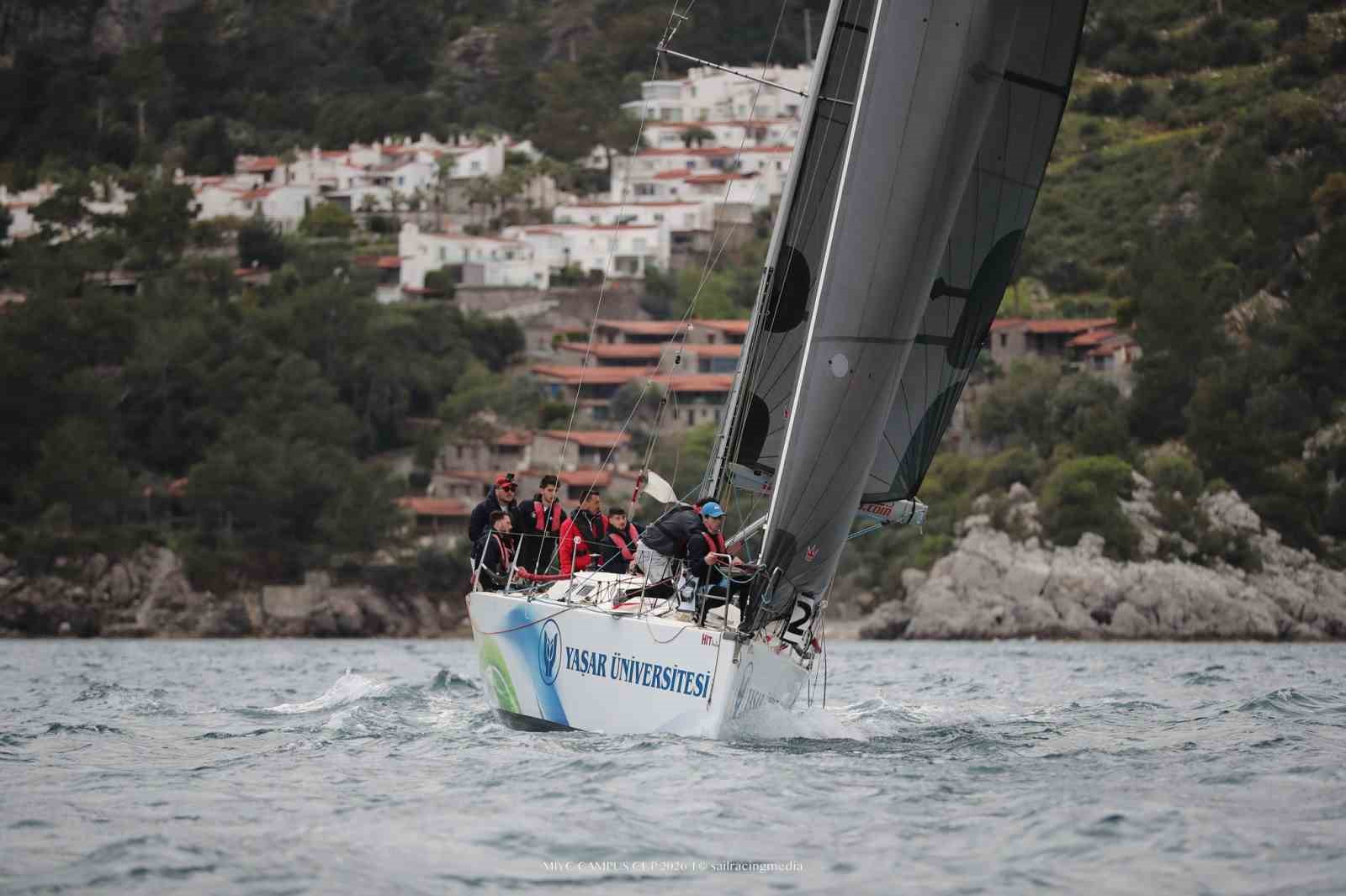 Yaşar’dan üçte üç şampiyonluk