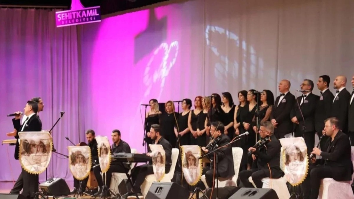 Zeugma Kültür ve Sanat Derneği TSM Korosu’ndan ‘Aşka Dair Nağmeler’konseri